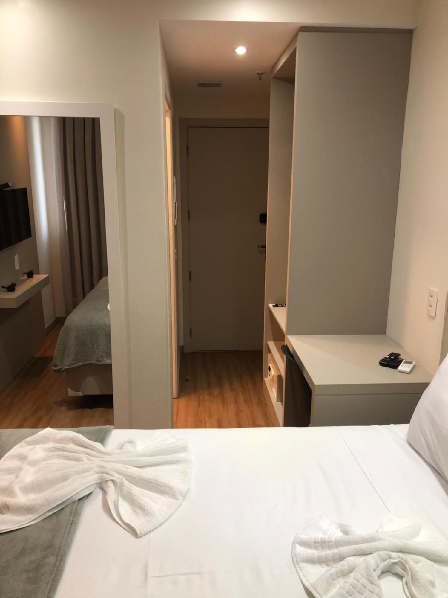 Apart-Hotel Trueamerica 坎波斯多斯戈塔卡兹 外观 照片